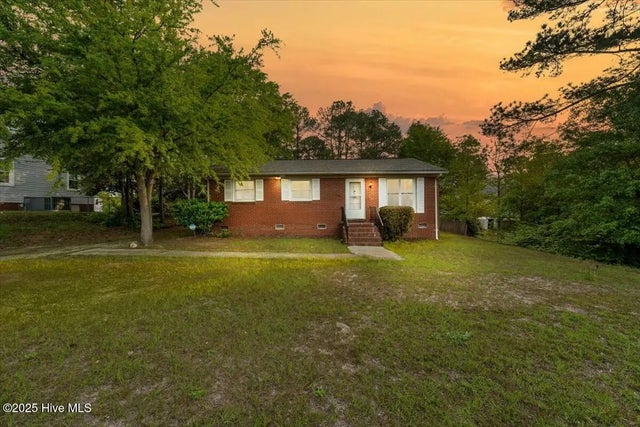 1109 Laurel Avenue, Rockingham