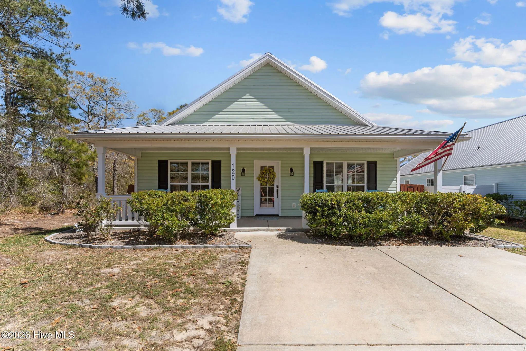 120 Nw 11th Street, Oak Island Wooded