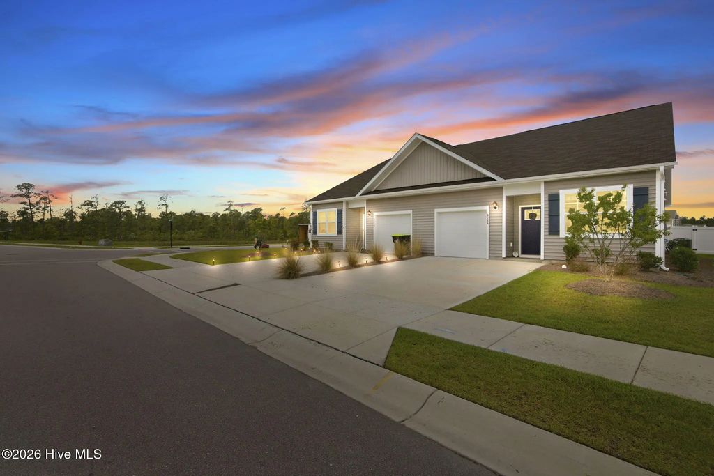 4266 Coralbead Lane Unit 2202, Leland