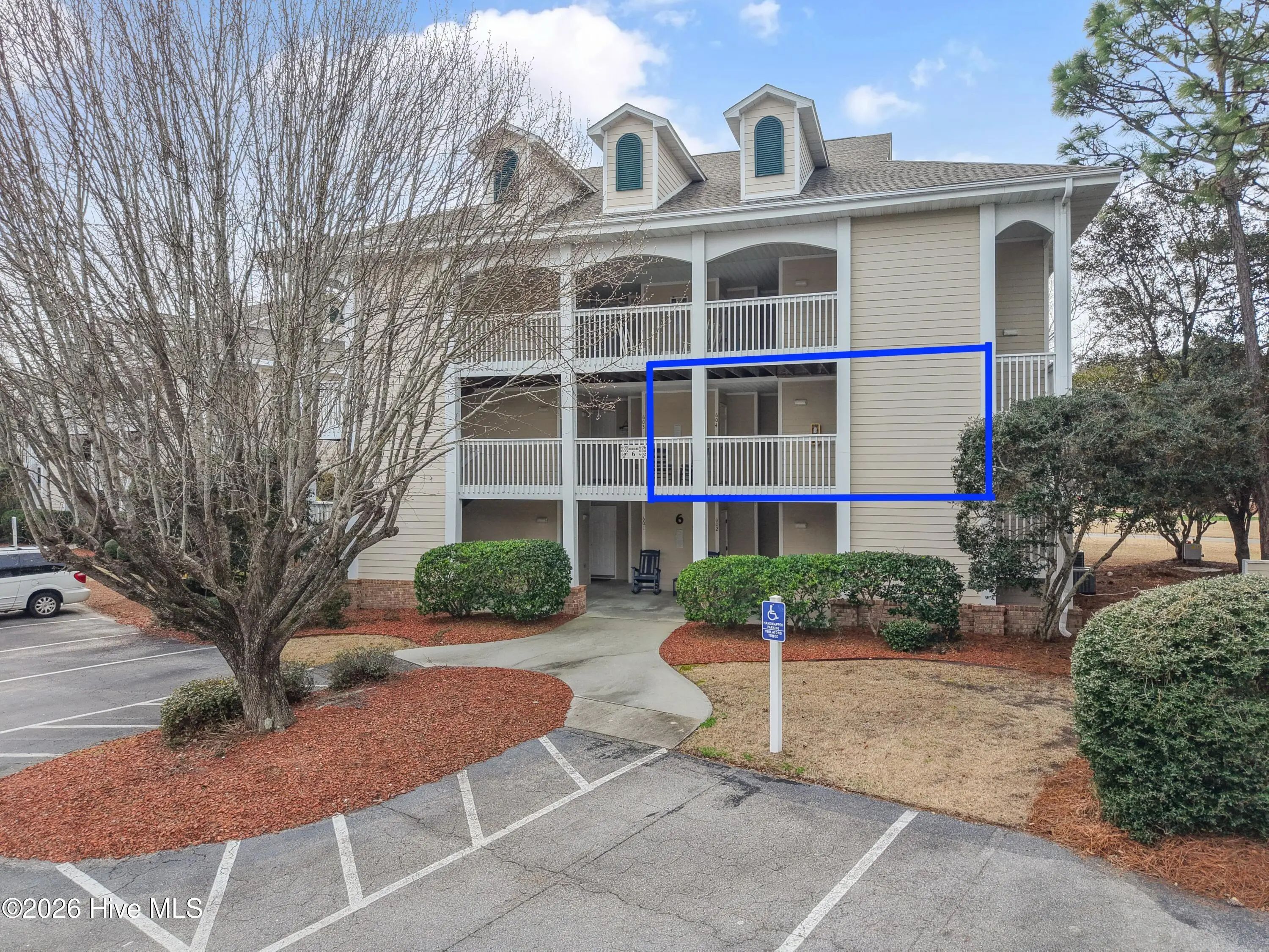 3350 Club Villas Drive 604, Southport