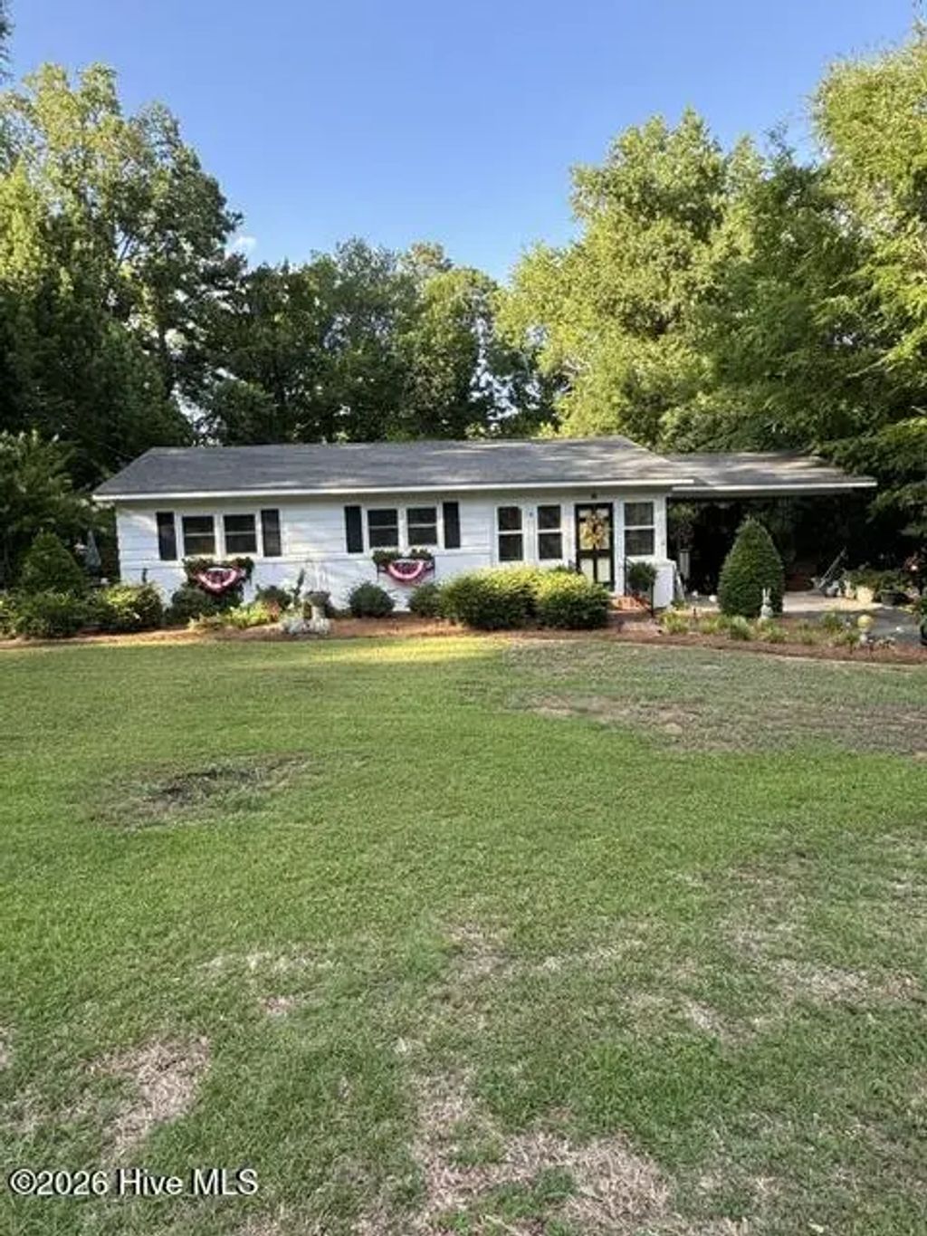 606 N Pine Lane, Wadesboro