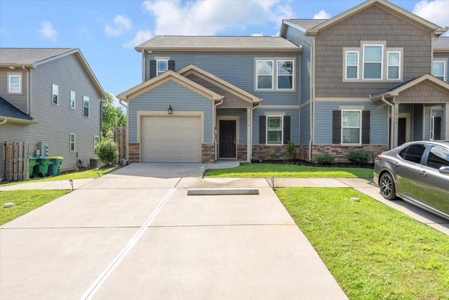 1915 Butternut Drive, 