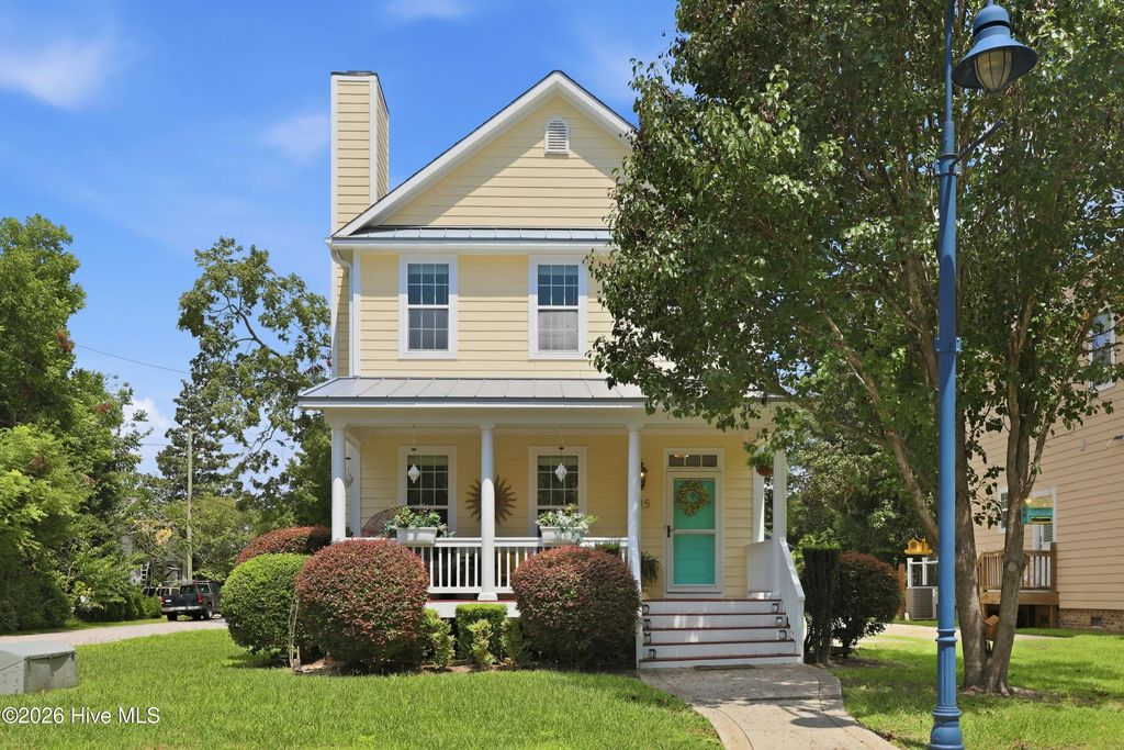 215 W Railroad Street, Jacksonville