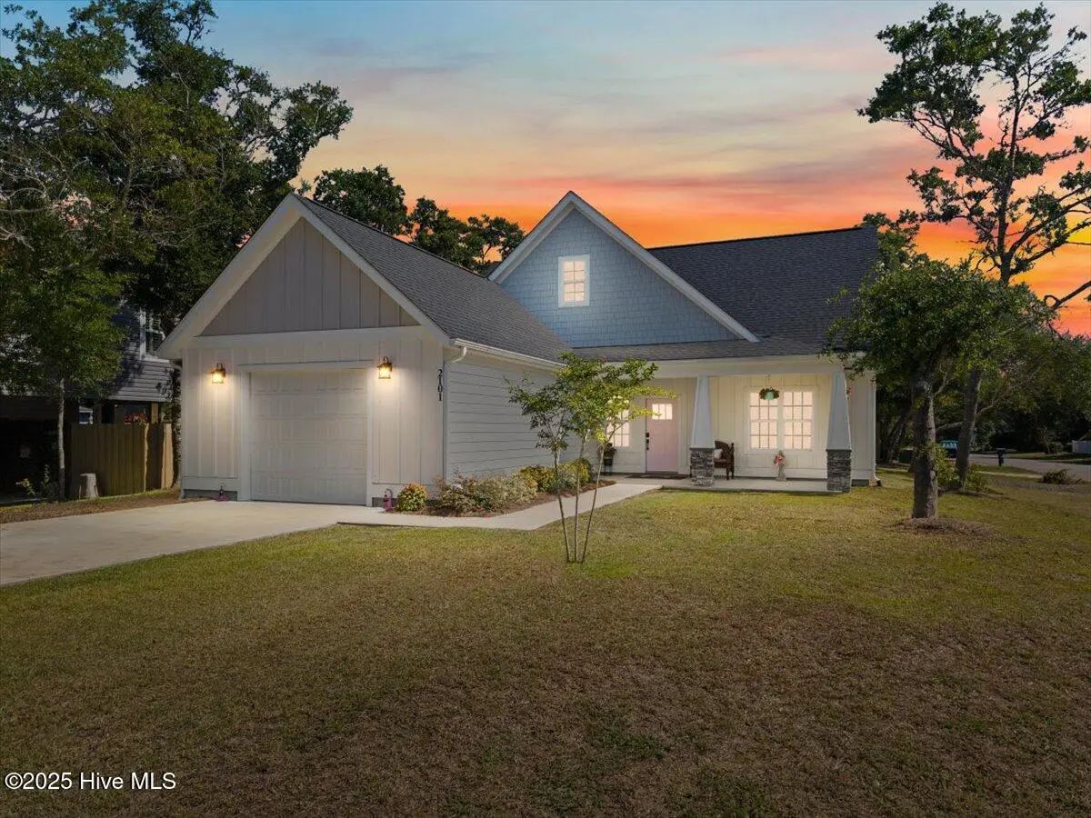 2101 E Oak Island Drive, Oak Island