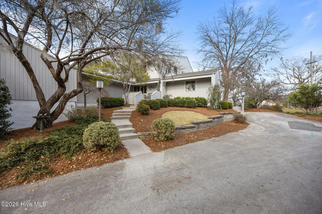 19 Batts Hill Road, New Bern