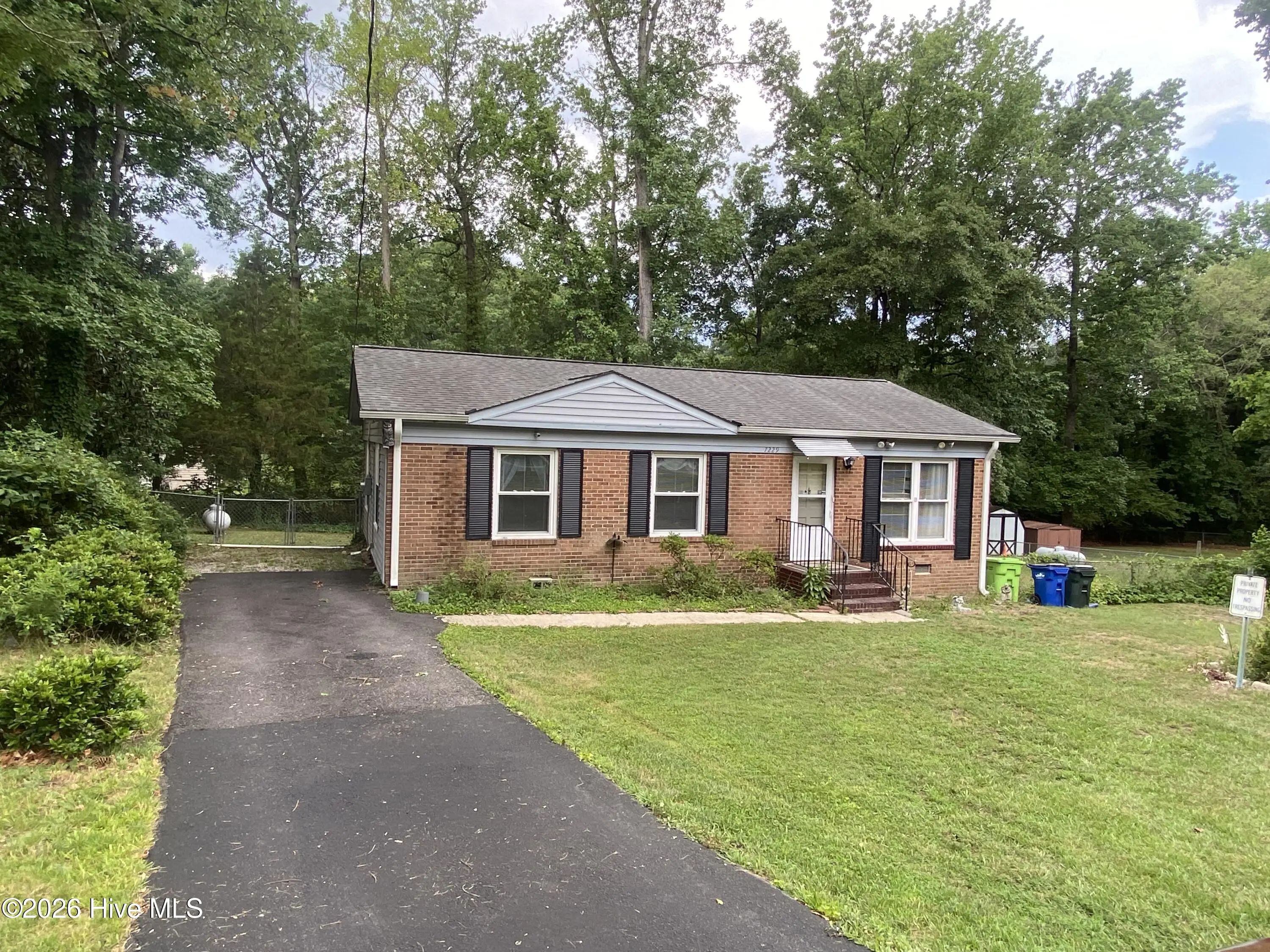 7229 Bentley Circle, Raleigh