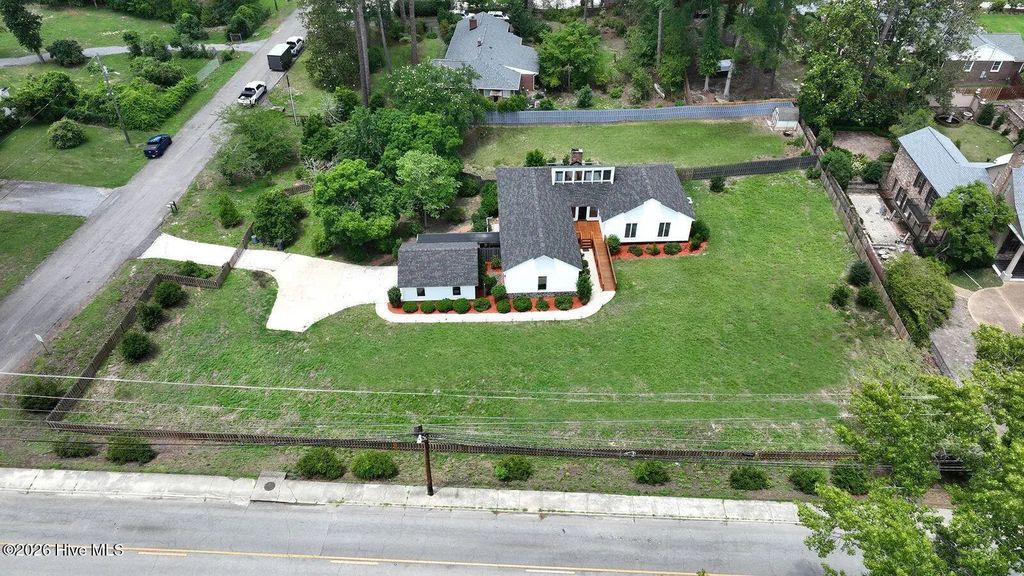 3075 Walton Way, Richmond