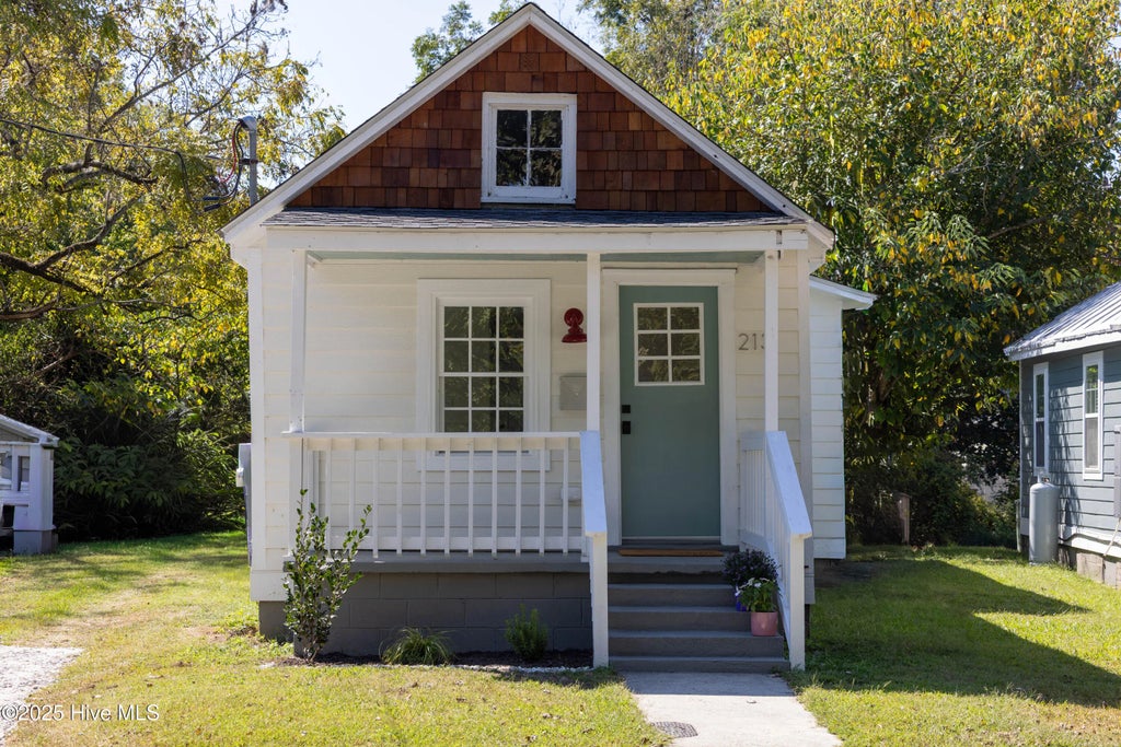 213 Doctor M.l.k. Jr Avenue, Edenton