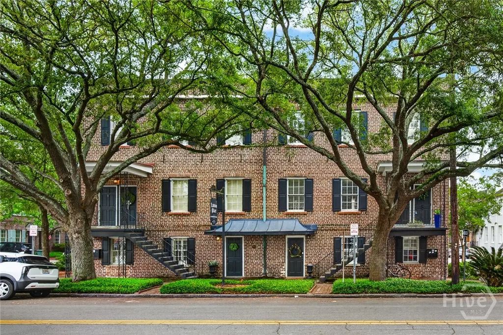 230 Habersham Street 6, Savannah