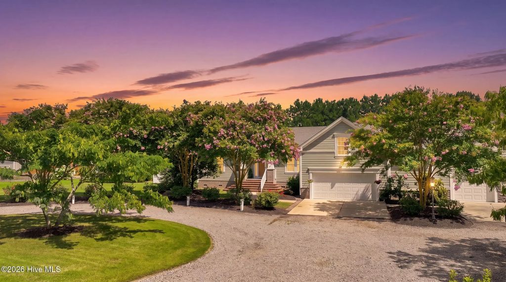 207 Muddy Road, South Mills