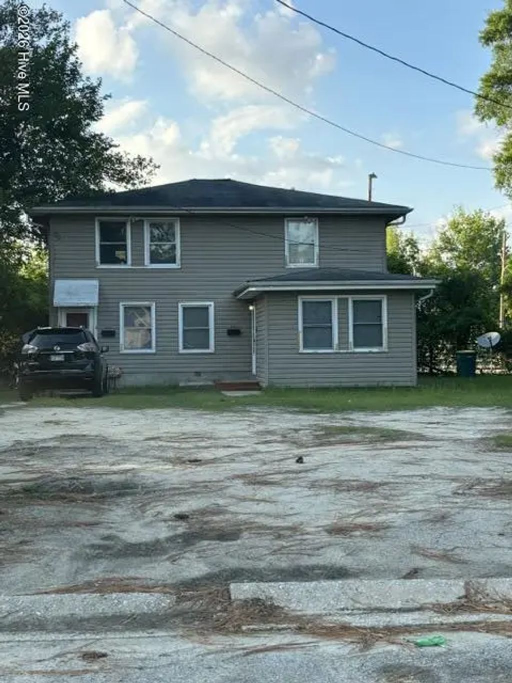 515 E 10th Street, Lumberton