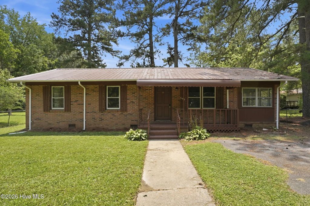 303 Ramsey Lane, Jackson