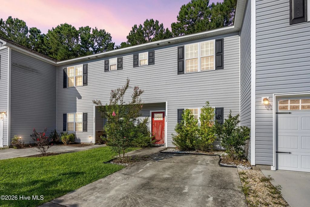 302 Kenan Loop, Jacksonville