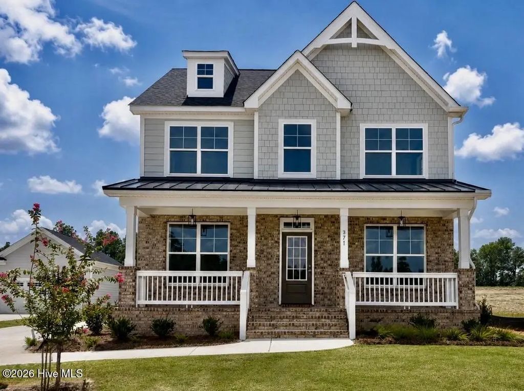 371 Pascalis Place 2004, Aiken
