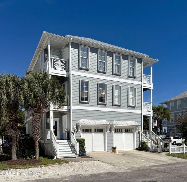 112 Green Turtle Lane, Carolina Beach