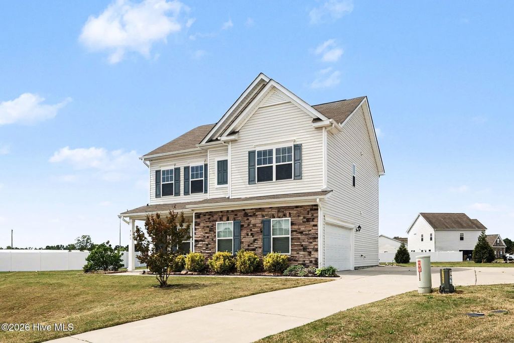 228 Monroe Fields Drive, Benson