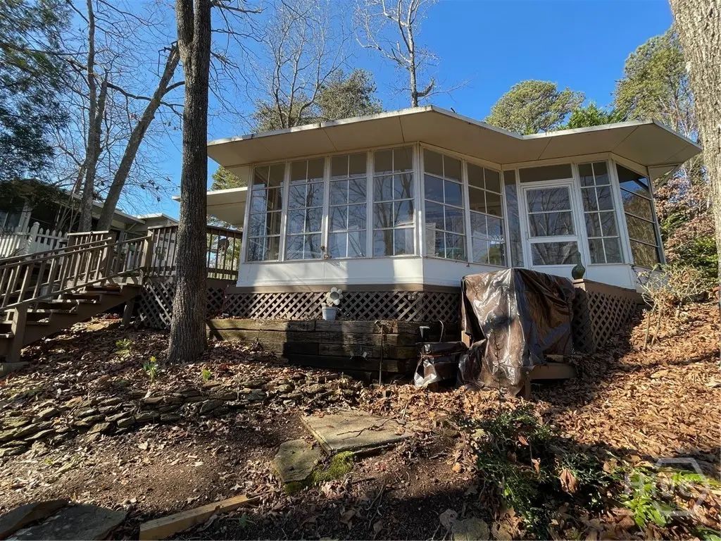 20 Clipper Circle, Hartwell