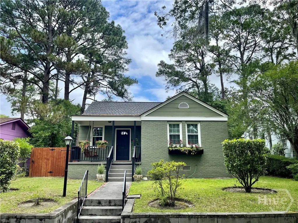 12 W 51st Street, Savannah