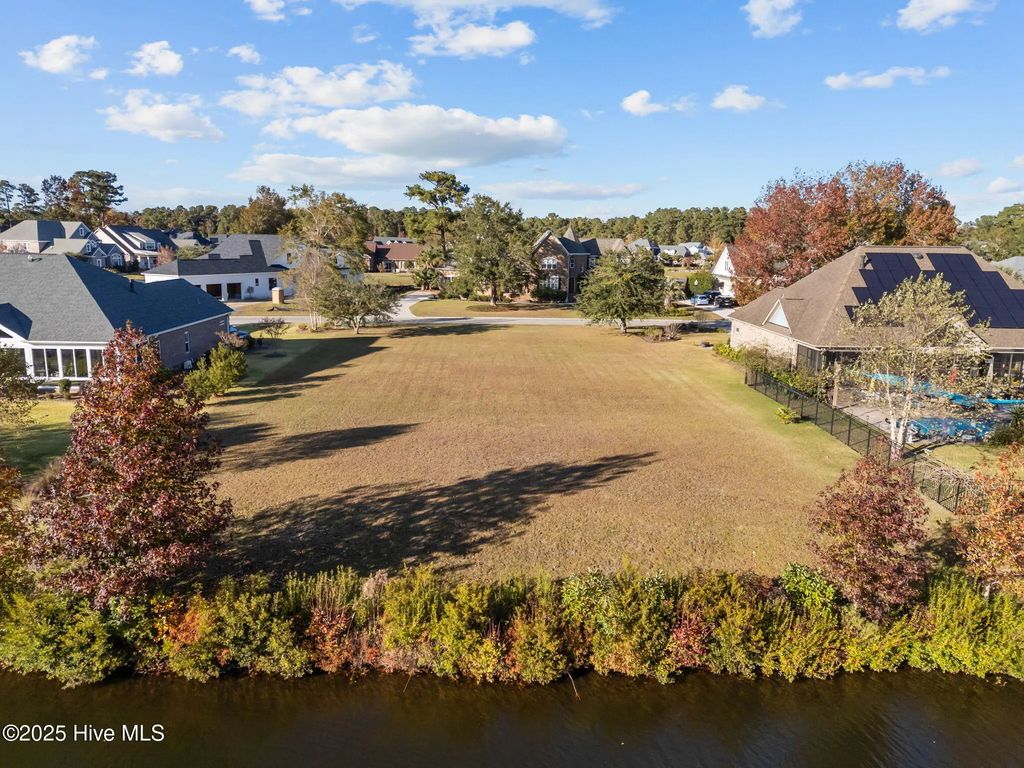 1117 Water Lily Way, Leland