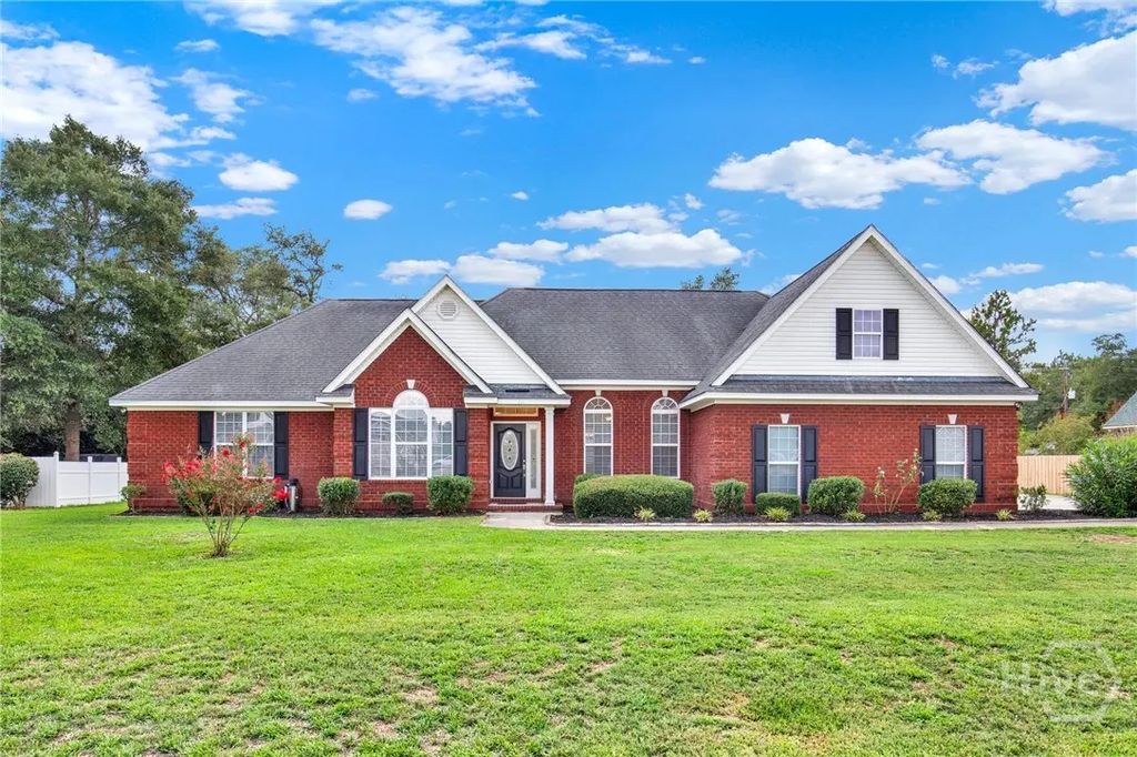 111 St Matthews Road, Guyton