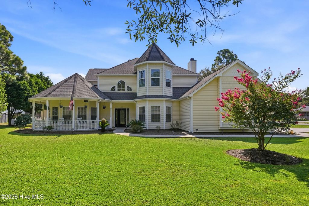 400 Dow Road N, Carolina Beach