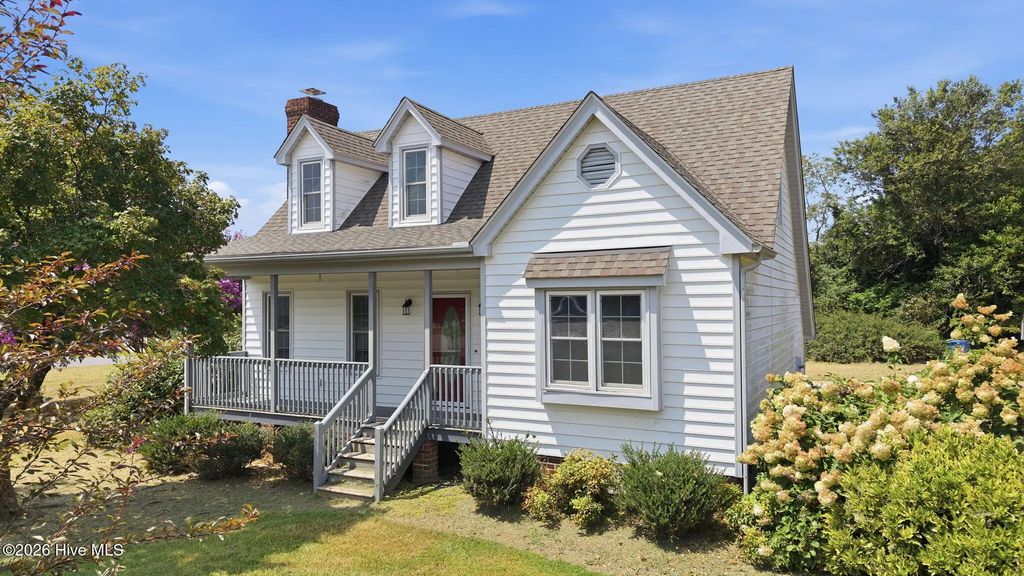 9438 Colonial Drive, Middlesex