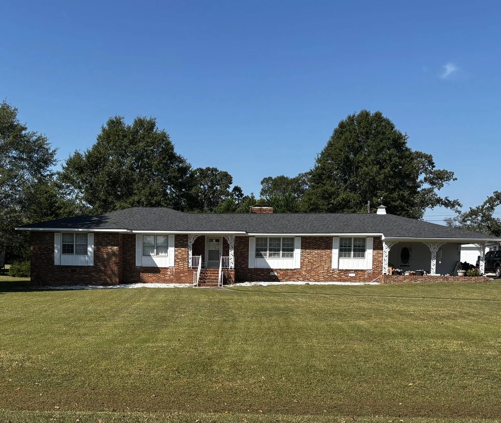 207 Old Thomson Road, Jefferson