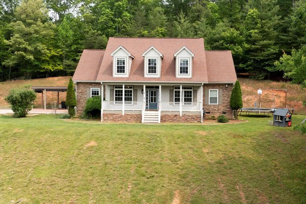 1451 Moccasin Creek Road, Bellview