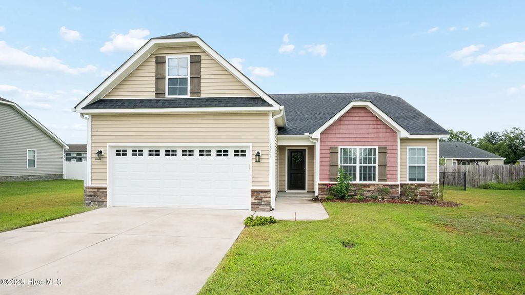 2821 Ange Street, Winterville