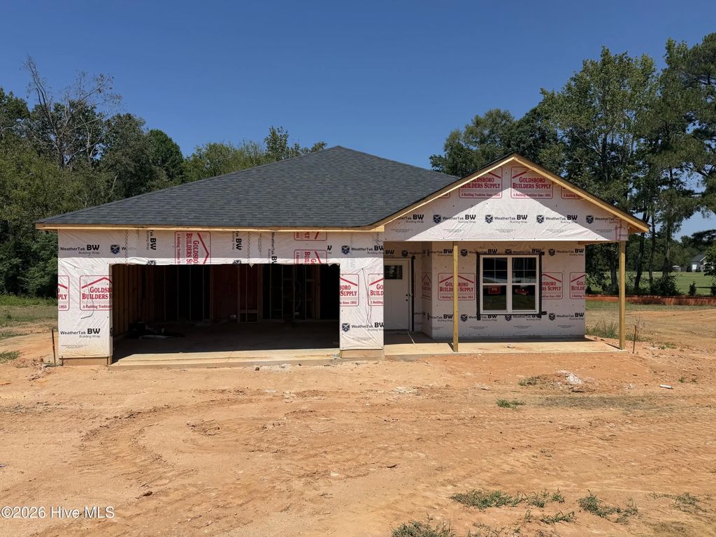406 Thorntons Creek Drive, Erwin