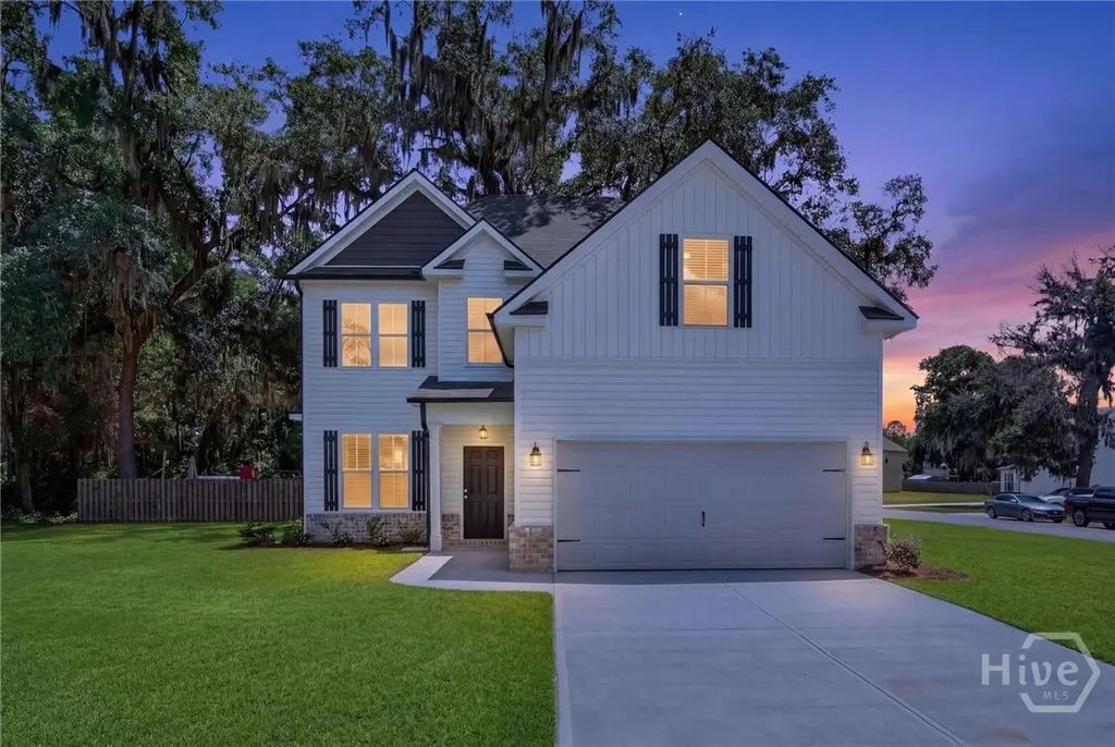 4 St. Anne Court, Guyton