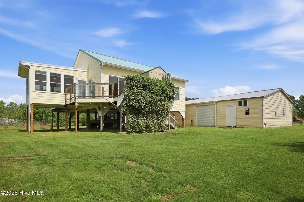 39456 U.s.  Highway 264, Belhaven