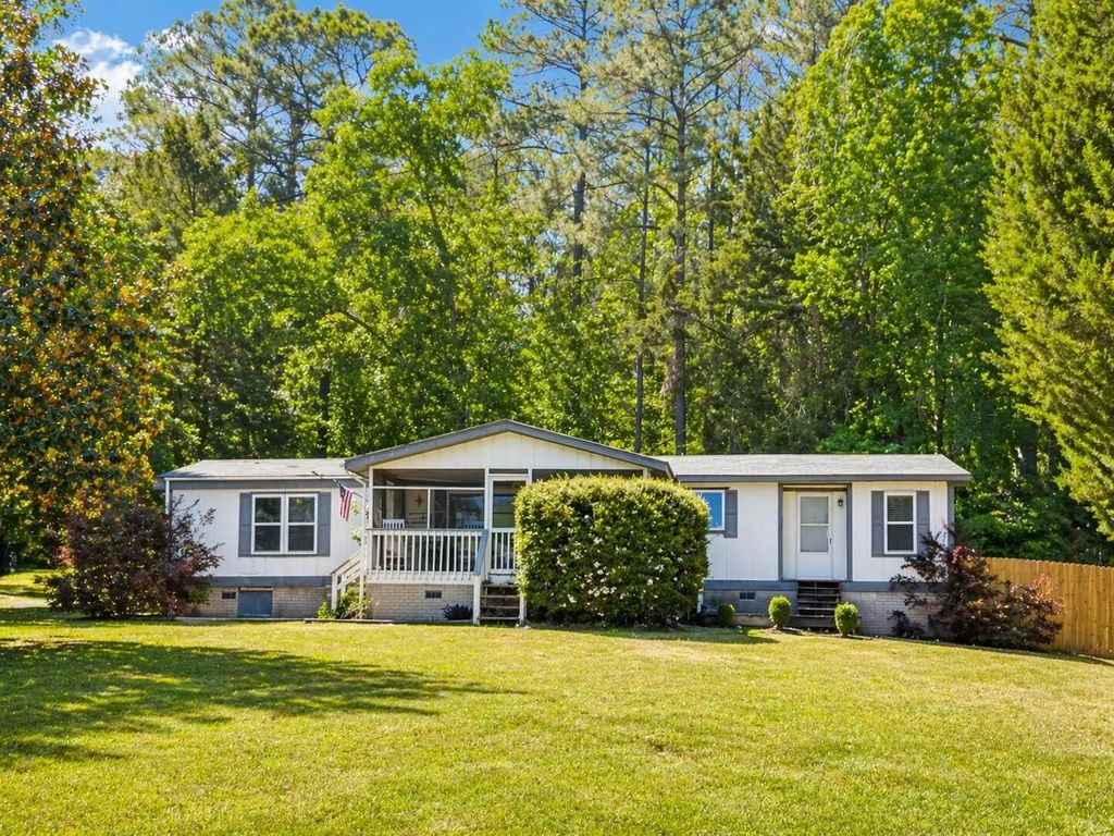 406 Horse Creek Road, Other