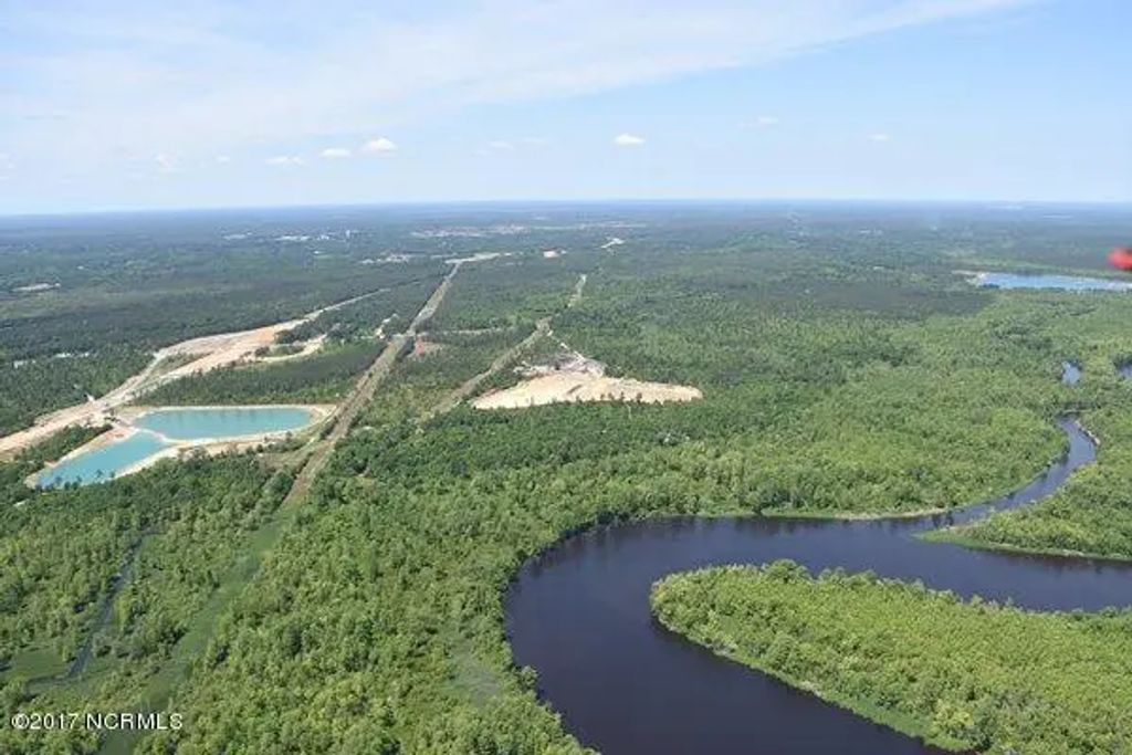 2 Cedar Hill, Navassa