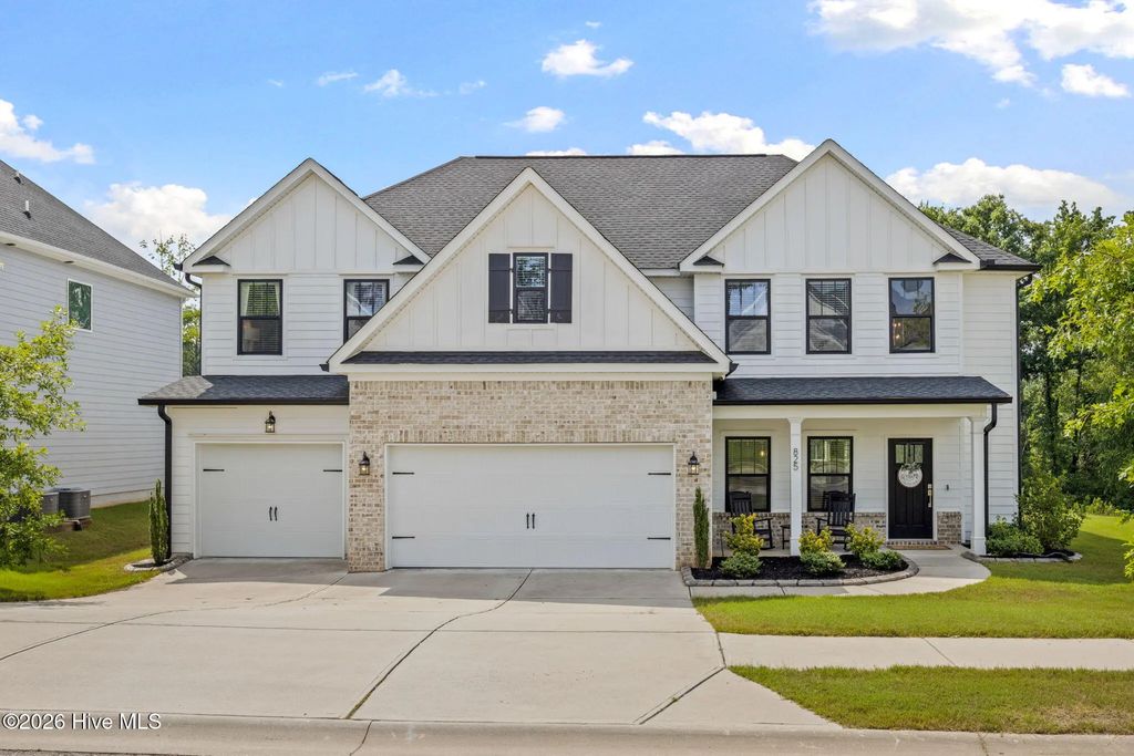 825 Lost Grove Trail, Columbia
