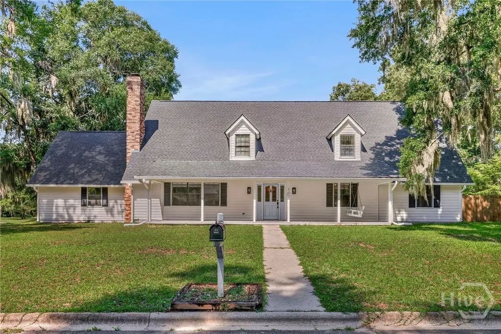 107 Rose Dhu Way, Savannah