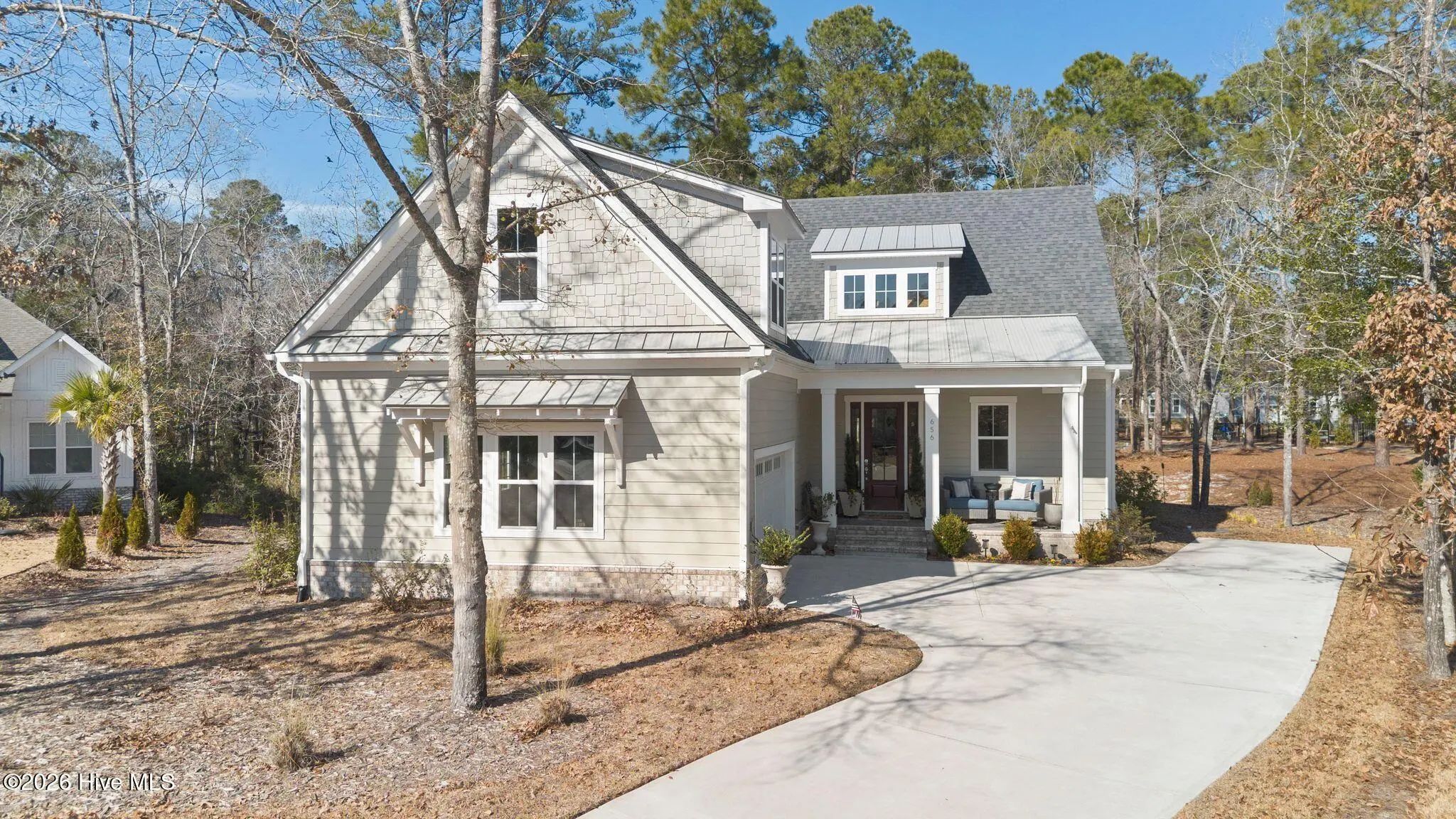 656 Kempton Court Se, Bolivia