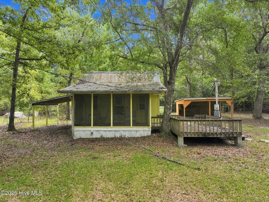 684 West Firetower Road, Swansboro