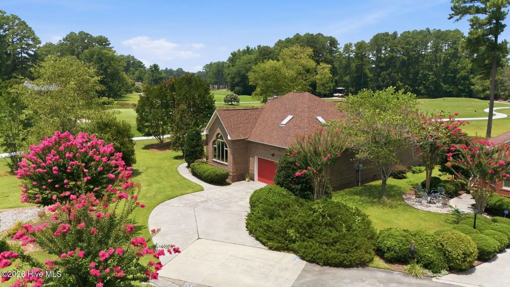 8004 Club House Drive, New Bern