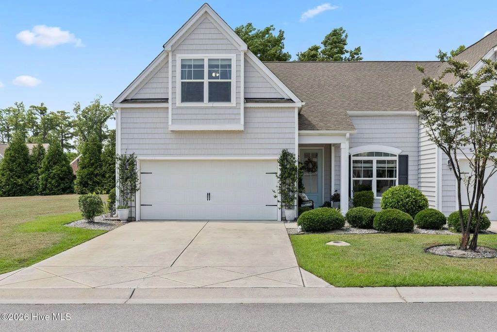 636 Cambeck Drive Se Unit 1, Leland