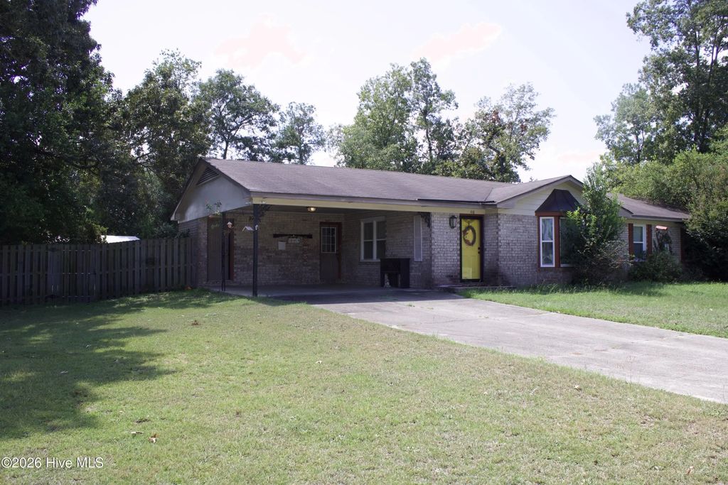 418 Goldfinch Drive, Richmond