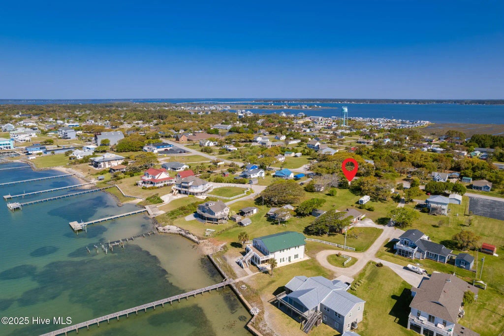 1072 Island Road, Harkers Island