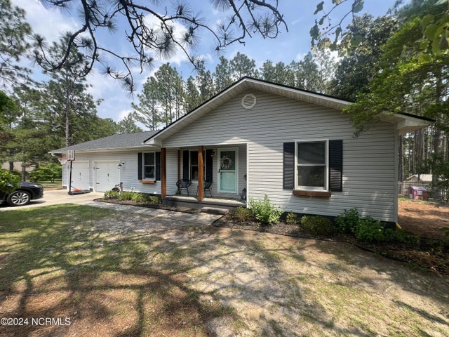 185 N Peach Street, Pinebluff