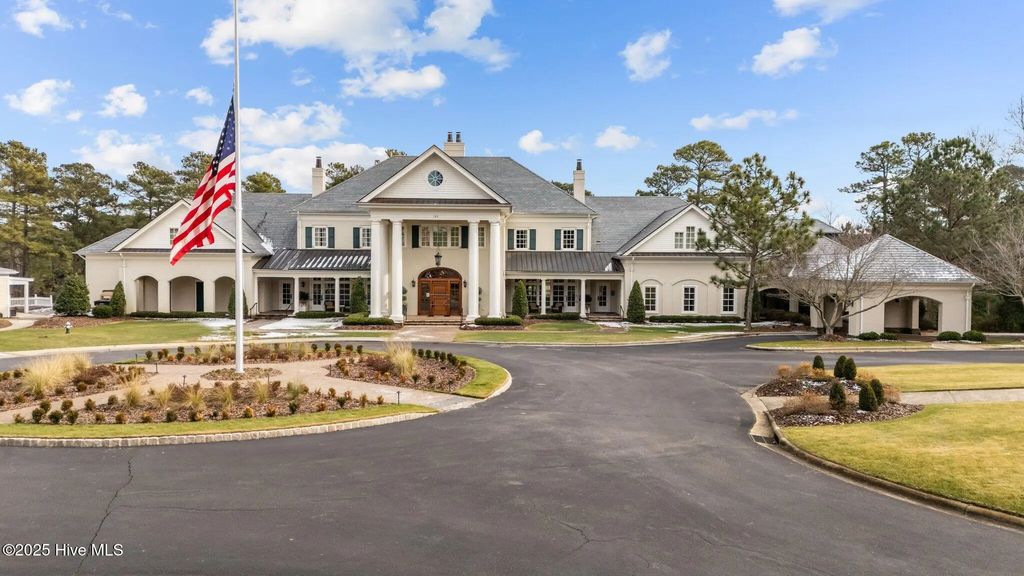 103 Forest Creek Drive Suite J, Pinehurst