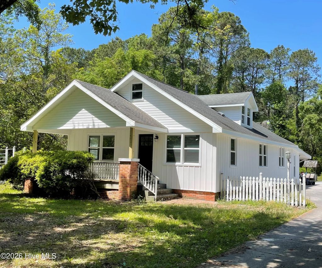 5330 Masonboro Loop Road, Wilmington