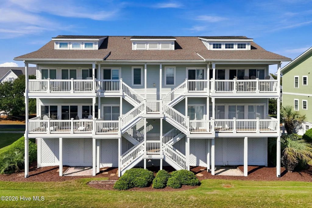 76 Foxfire Trace 76, Caswell Beach
