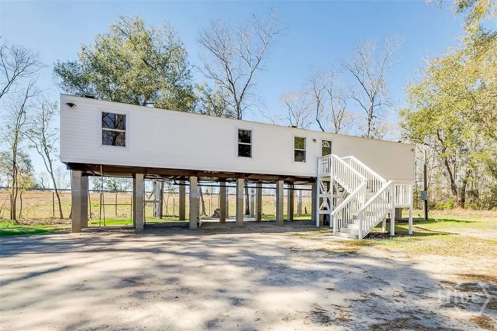 451 Schuman Drive, Bloomingdale