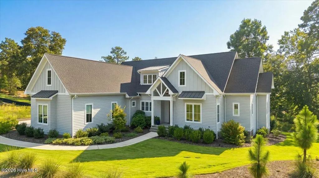 25 Honors Court, Pinehurst