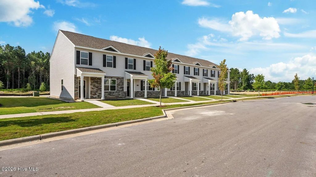 2027 Clock Road, New Bern