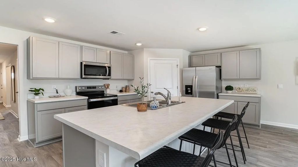 51 Ashworth Drive, Tabor City